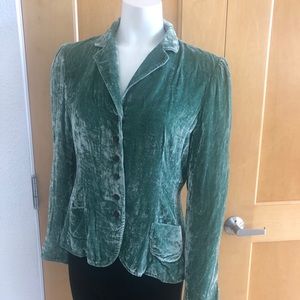 Elie Tahari crushed velvet top